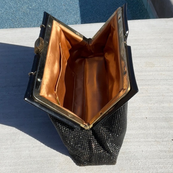 Whiting & Davis Black & Gold Undertone Mesh Handbag - Picture 10 of 13